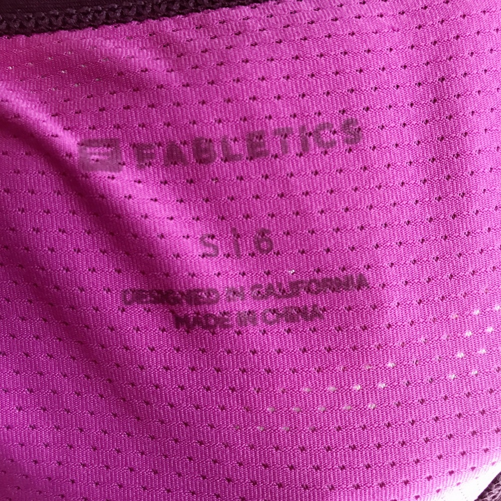 💪 Fabletics Leon Racerback Tank Top - Dark Plum - Picture 5 of 8